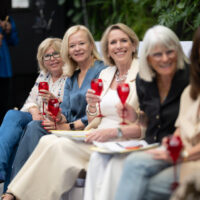 fashion-show-attendees_05