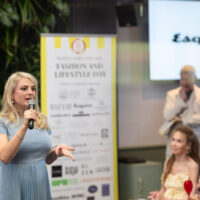 fashion-show-attendees_13