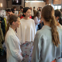 fashion-show-backstage_14